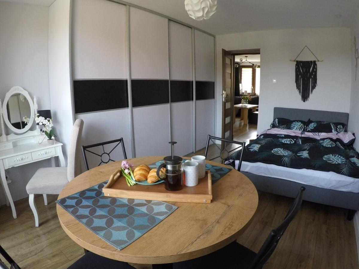 Апартаменты Apartament Bieszczady Устшики-Дольне Экстерьер фото